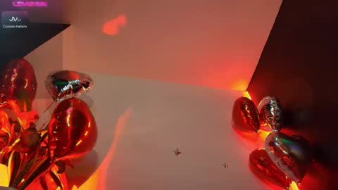 Snapshot of valengray chatting on 02.13.25 Valen online show from 02.13.25