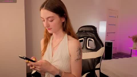 Nora online show from 07.18.26