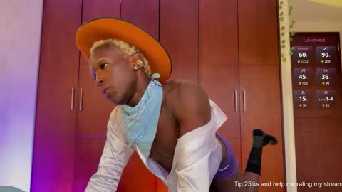   Valentin  independent Cam Boy     online show from 01.05.25