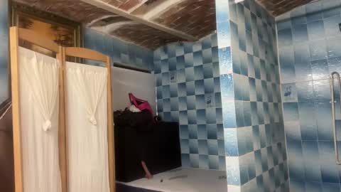   Valentin  independent Cam Boy     online show from 03.24.26