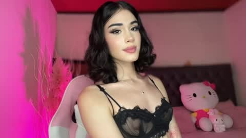 Snapshot of valentina_gaviria_ chatting on 04.01.26 VALENTINA GAVIRIA online show from 04.01.26