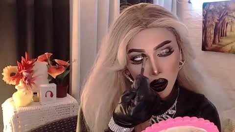 Amanda online show from 09.25.25