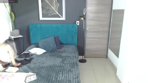 valentina_herrrera online show from 04.07.26