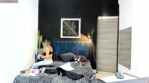 valentina_herrrera online show from 05.19.26