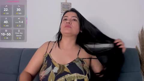 valentina_owens online show from 12.21.25