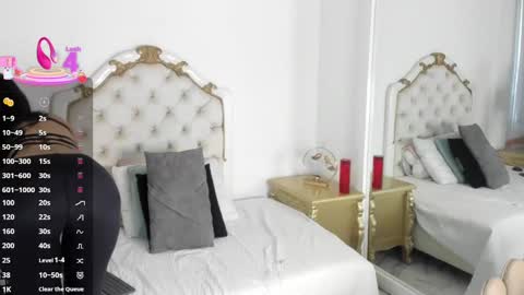 Snapshot of valentina_ross_ chatting on 03.07.25 Valentina online show from 03.07.25