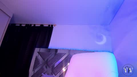 Snapshot of valentina_vegaa chatting on 12.14.24 Val online show from 12.14.24