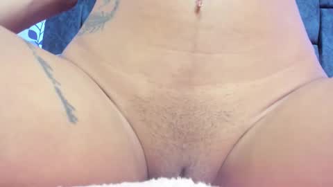 Snapshot of valentinaklean1 chatting on 12.15.25 valentinaklean1 online show from 12.15.25