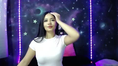 valentinarojass_ online show from 02.21.26