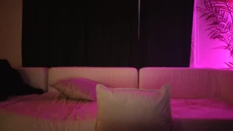 Snapshot of valentinarosexox chatting on 09.26.25 Valentina Rose 3 online show from 09.26.25