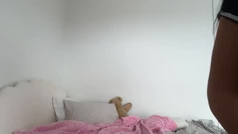 Valentina online show from 09.30.25