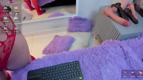 Snapshot of valentine_mia_ chatting on 01.31.26 Mia online show from 01.31.26