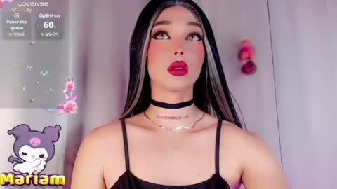 Snapshot of valentinne_marian chatting on 12.21.24 Marian online show from 12.21.24