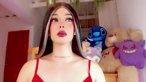 Snapshot of valentinne_marian chatting on 02.17.25 Marian online show from 02.17.25