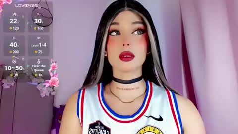 Snapshot of valentinne_marian chatting on 03.10.25 Marian online show from 03.10.25