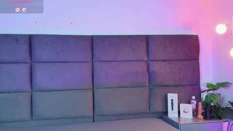 valentino moon online show from 01.06.26