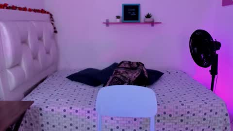 Manuel online show from 01.12.26