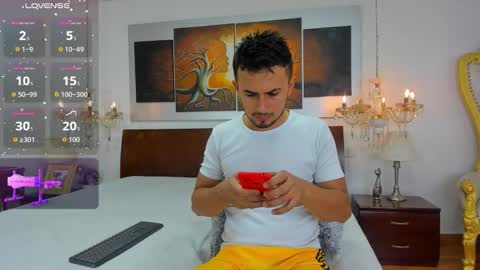 Snapshot of valentinos_ chatting on 02.11.26 Valentinos online show from 02.11.26