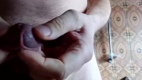 Snapshot of valentinosweet chatting on 02.05.25 valentinosweet online show from 02.05.25