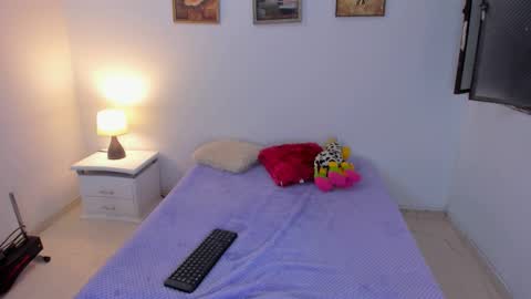 valeri_10 online show from 10.27.25