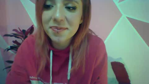 Valeri Cove online show from 01.18.25