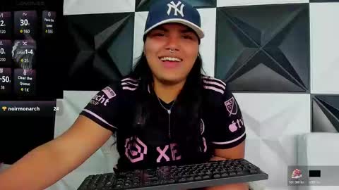 valeri_harpers4 online show from 02.14.26