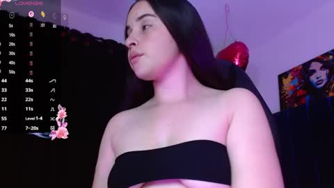 Snapshot of valeri_sotoo chatting on 06.25.26 valeri_sotoo online show from 06.25.26
