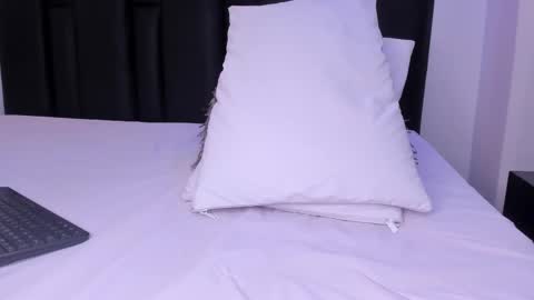 valeri_tafur online show from 02.28.25