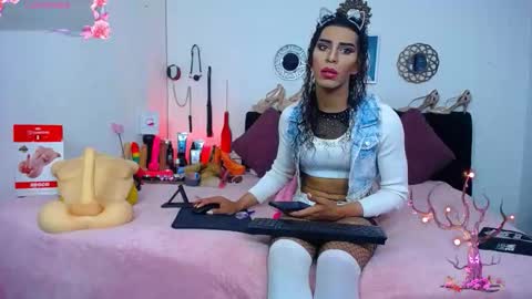 ...VALERIA DIR... online show from 10.17.25