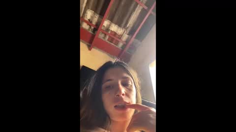 Snapshot of valeria_mendozza chatting on 01.02.25   online show from 01.02.25