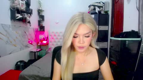 Snapshot of valeria_nikia chatting on 02.03.25 VALERIA online show from 02.03.25