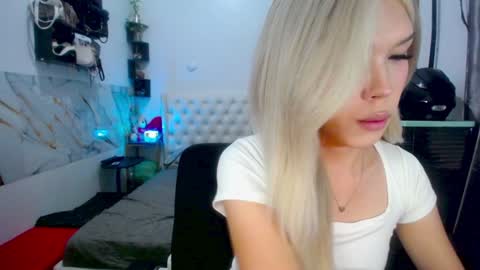 Snapshot of valeria_nikia chatting on 02.06.25 VALERIA online show from 02.06.25
