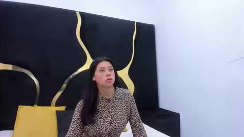 Snapshot of valeriamontclair chatting on 03.21.26 Valeria online show from 03.21.26