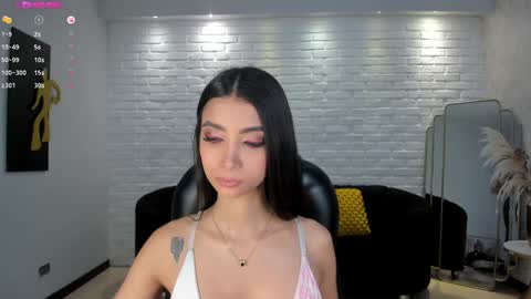 Snapshot of valeriavelvet chatting on 01.13.25 Vale online show from 01.13.25