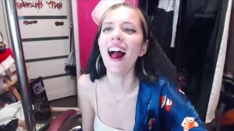 Snapshot of valeriaxkiss chatting on 12.04.24 ValeriaXKiss online show from 12.04.24