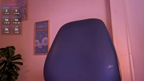 Snapshot of valerie_horny_ chatting on 04.30.26 Valerie online show from 04.30.26