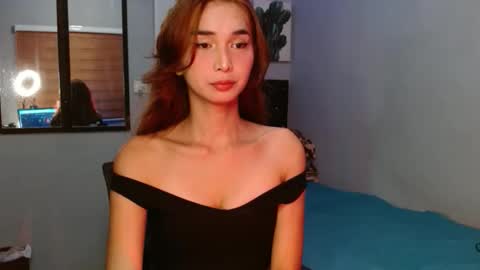 Snapshot of valeriedollxxx chatting on 10.16.25 Valerie online show from 10.16.25