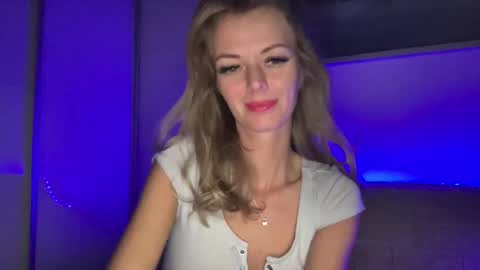 Valerie  online show from 01.09.25