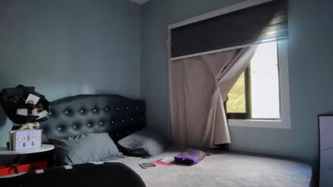 Valerie online show from 03.21.26