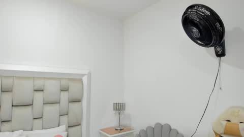 Snapshot of valeriesoto chatting on 10.06.25 Valerie online show from 10.06.25