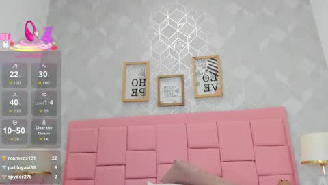 Snapshot of valeriesoto chatting on 02.14.26 Valerie online show from 02.14.26