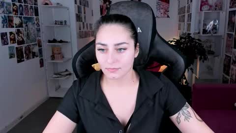 Valerie online show from 01.15.26