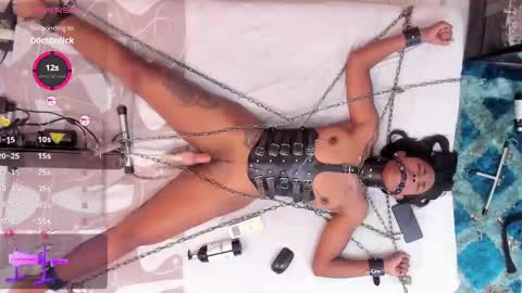 valeriix_ online show from 02.20.25