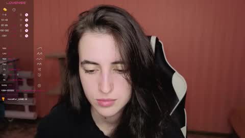 Snapshot of valeritiio chatting on 10.12.25 valeritiio online show from 10.12.25