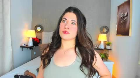 Snapshot of valeryfoxt chatting on 07.18.26 valery online show from 07.18.26