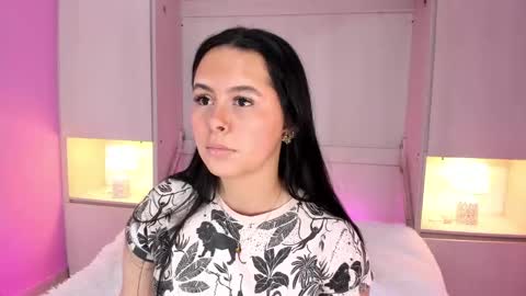 Snapshot of valerymeyerr chatting on 01.07.25 valerymeyerr online show from 01.07.25