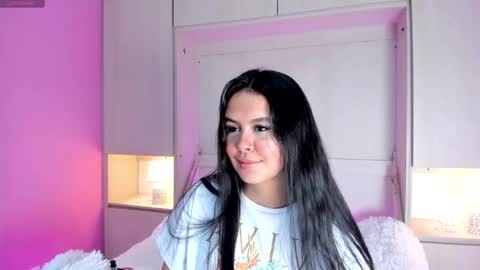 Snapshot of valerymeyerr chatting on 01.19.25 valerymeyerr online show from 01.19.25