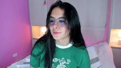 Snapshot of valerymeyerr chatting on 02.22.25 valerymeyerr online show from 02.22.25
