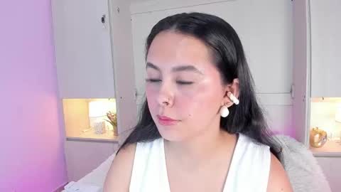 Snapshot of valerymeyerr chatting on 09.28.25 valerymeyerr online show from 09.28.25