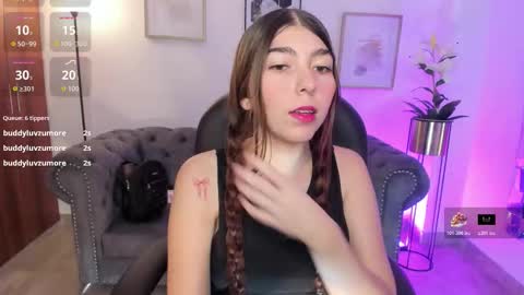  VALERYN online show from 11.26.25